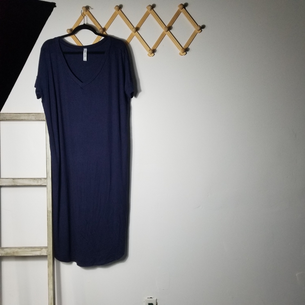 NWOT ZENANA OUTFITTERS WOMEN'S NAVY SHIRT DRESS SIZE LARGE